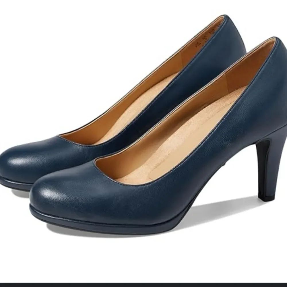 BRAND NEW NATURALIZER MICHELLE HEEL PUMP